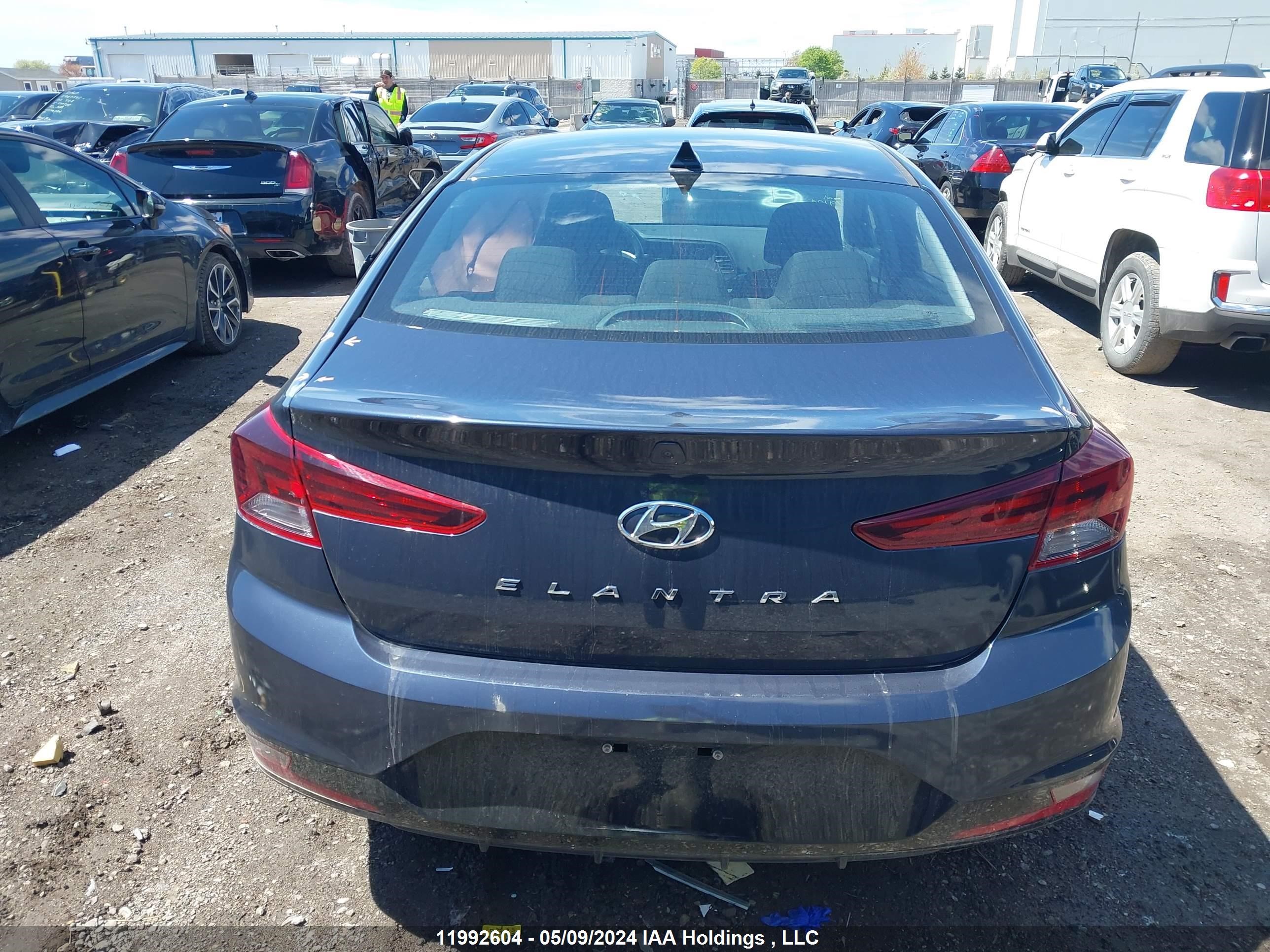 Photo 14 VIN: KMHD84LF7LU067608 - HYUNDAI ELANTRA 