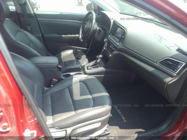 Photo 4 VIN: KMHD84LF8HU060903 - HYUNDAI ELANTRA 