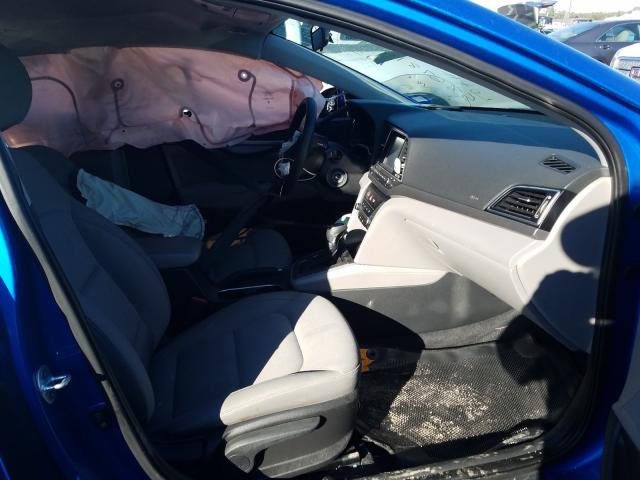 Photo 4 VIN: KMHD84LF8HU067463 - HYUNDAI ELANTRA SE 