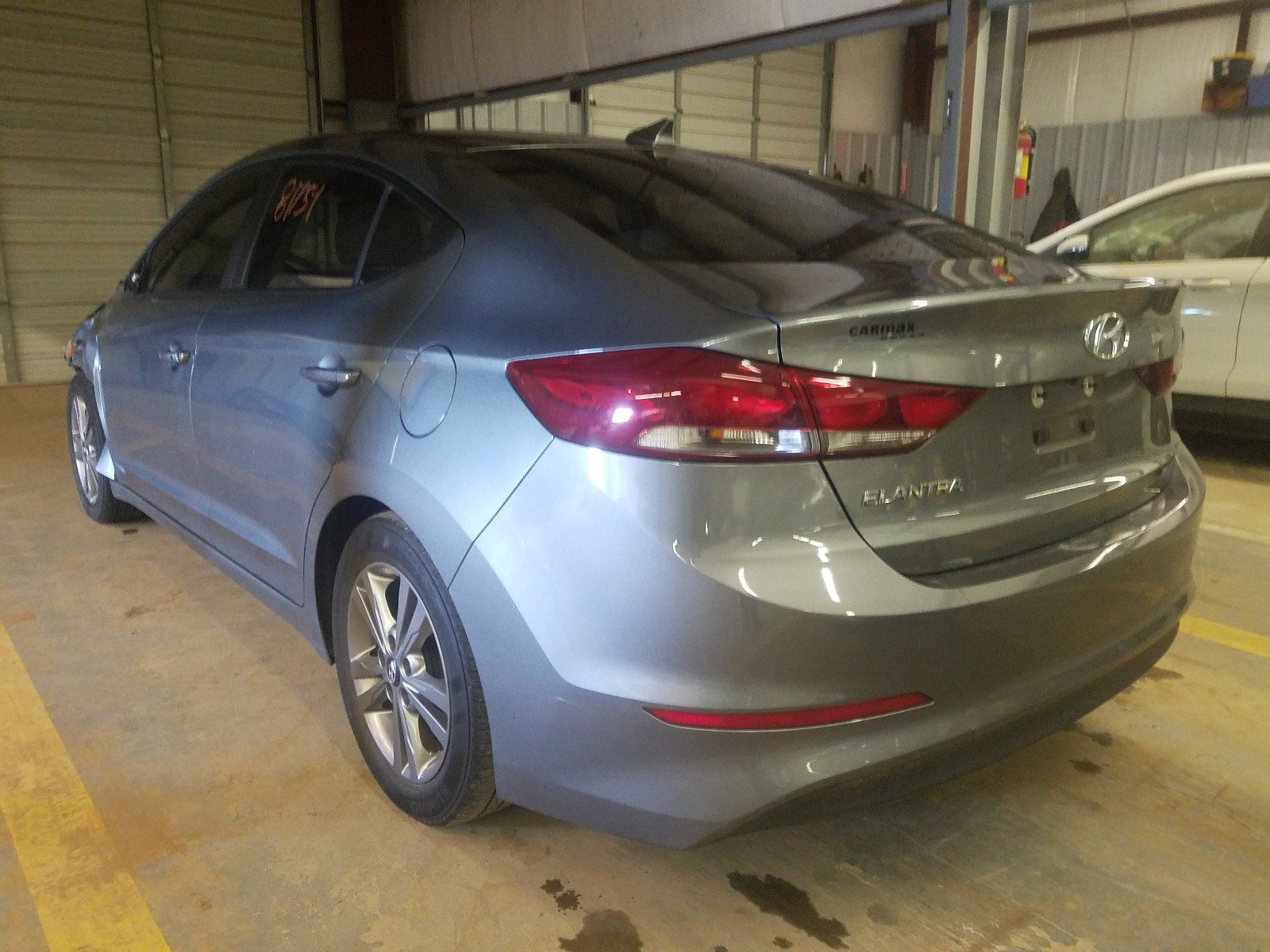 Photo 2 VIN: KMHD84LF8HU154473 - HYUNDAI ELANTRA SE 