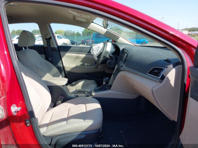 Photo 4 VIN: KMHD84LF8HU166106 - HYUNDAI ELANTRA 