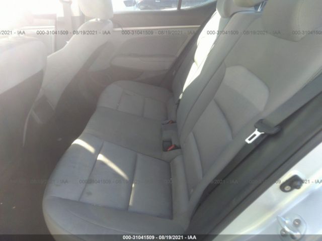 Photo 7 VIN: KMHD84LF8HU182788 - HYUNDAI ELANTRA 