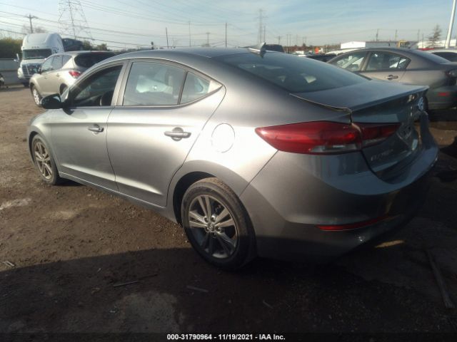 Photo 2 VIN: KMHD84LF8HU191426 - HYUNDAI ELANTRA 