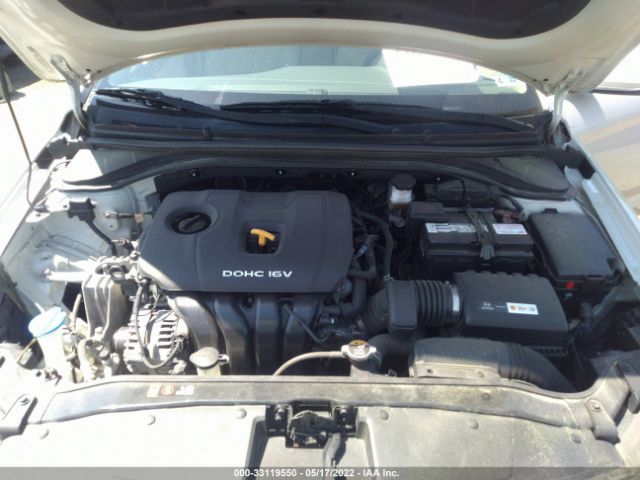 Photo 9 VIN: KMHD84LF8HU225025 - HYUNDAI ELANTRA 