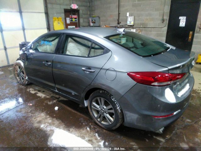 Photo 2 VIN: KMHD84LF8HU227485 - HYUNDAI ELANTRA 