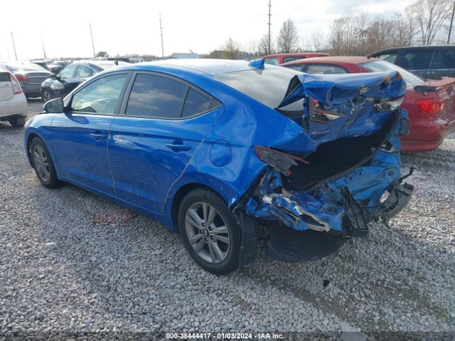 Photo 2 VIN: KMHD84LF8HU246456 - HYUNDAI ELANTRA 