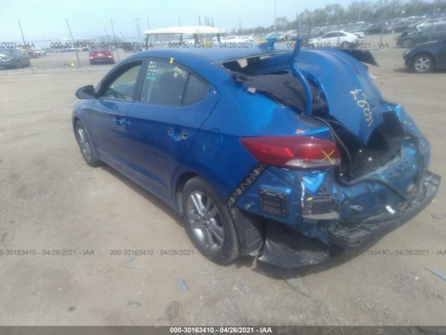 Photo 2 VIN: KMHD84LF8HU253472 - HYUNDAI ELANTRA 