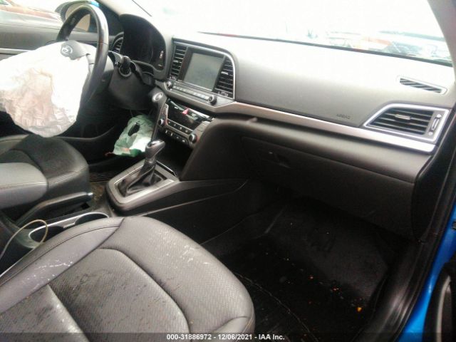 Photo 4 VIN: KMHD84LF8HU263810 - HYUNDAI ELANTRA 