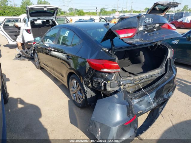 Photo 2 VIN: KMHD84LF8HU273639 - HYUNDAI ELANTRA 