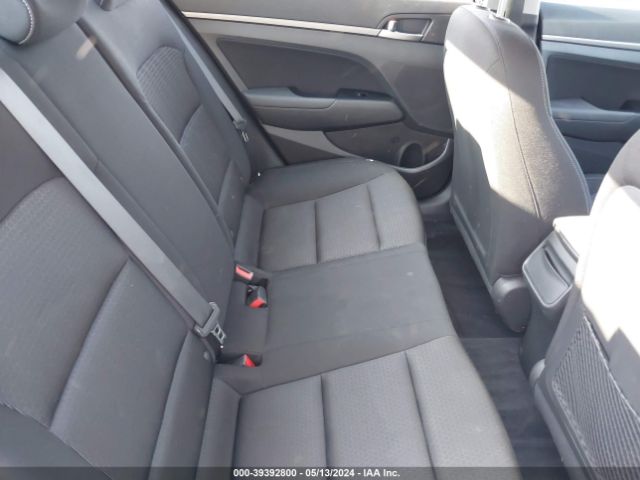 Photo 7 VIN: KMHD84LF8HU273639 - HYUNDAI ELANTRA 