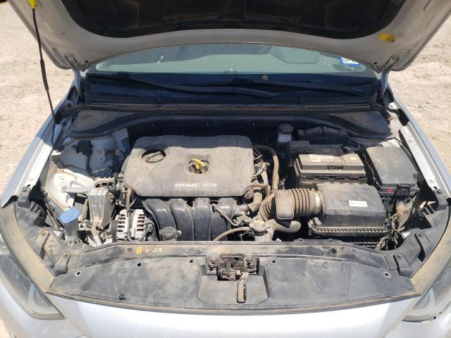 Photo 10 VIN: KMHD84LF8HU286648 - HYUNDAI ELANTRA 