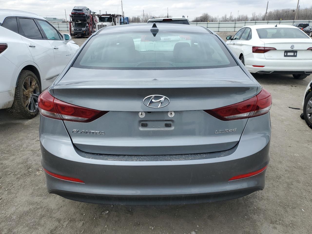 Photo 5 VIN: KMHD84LF8HU301438 - HYUNDAI ELANTRA 