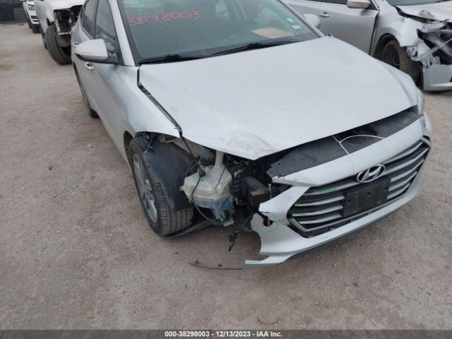 Photo 5 VIN: KMHD84LF8HU303299 - HYUNDAI ELANTRA 