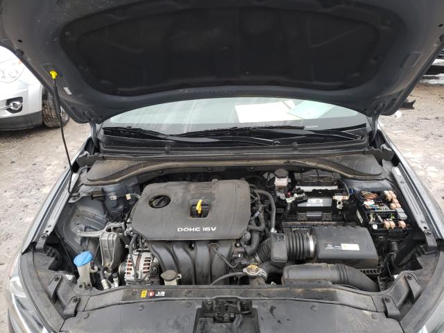 Photo 6 VIN: KMHD84LF8HU387401 - HYUNDAI ELANTRA SE 