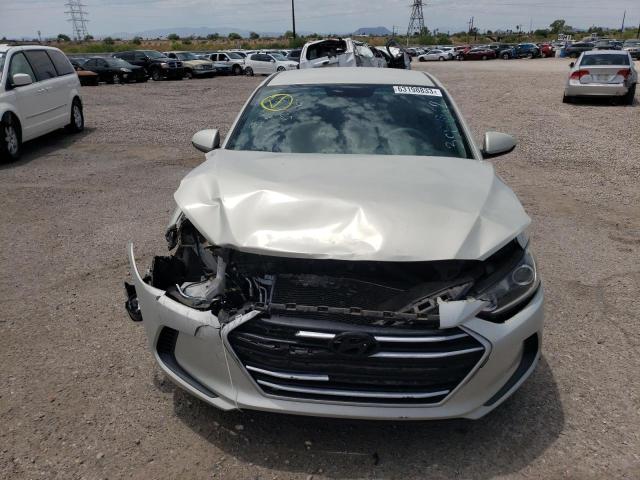 Photo 4 VIN: KMHD84LF8HU398012 - HYUNDAI ELANTRA SE 