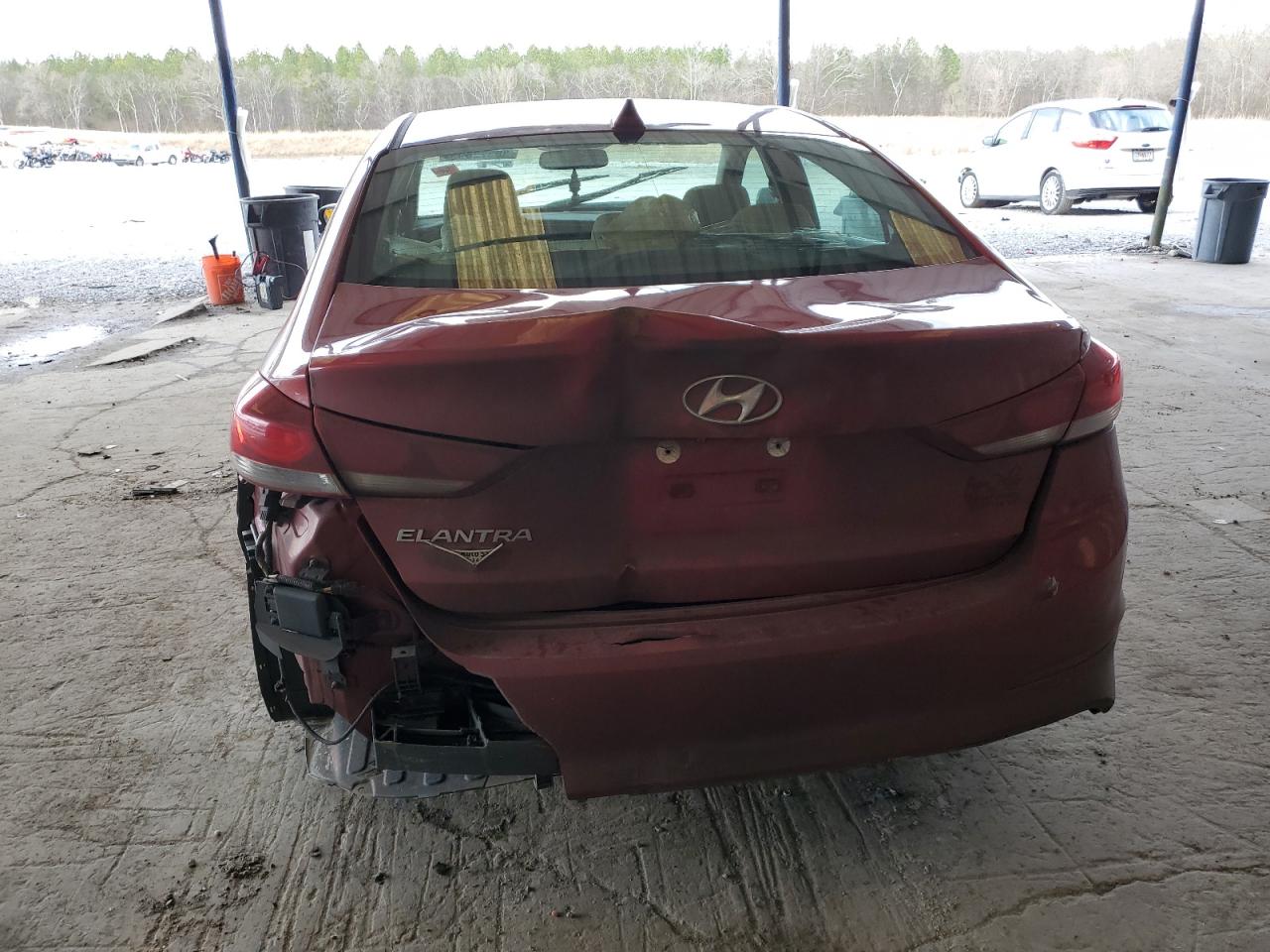 Photo 5 VIN: KMHD84LF8HU409073 - HYUNDAI ELANTRA 