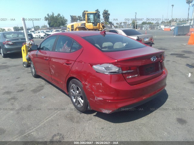 Photo 2 VIN: KMHD84LF8HU417609 - HYUNDAI ELANTRA 