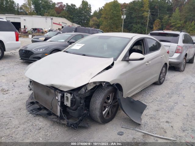 Photo 1 VIN: KMHD84LF8HU431140 - HYUNDAI ELANTRA 