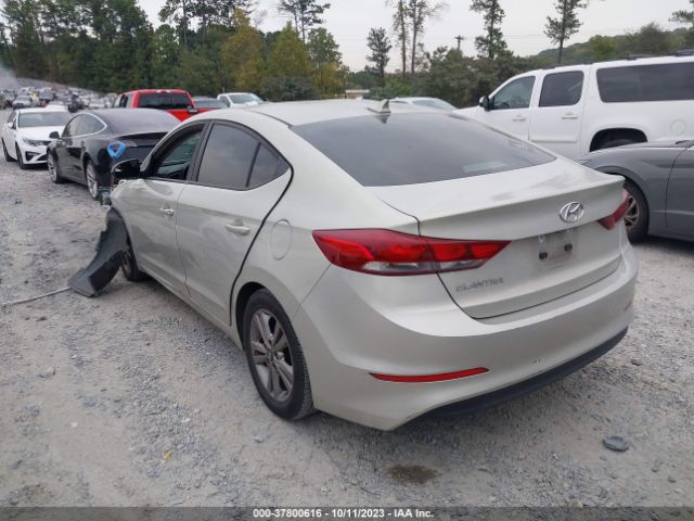 Photo 2 VIN: KMHD84LF8HU431140 - HYUNDAI ELANTRA 