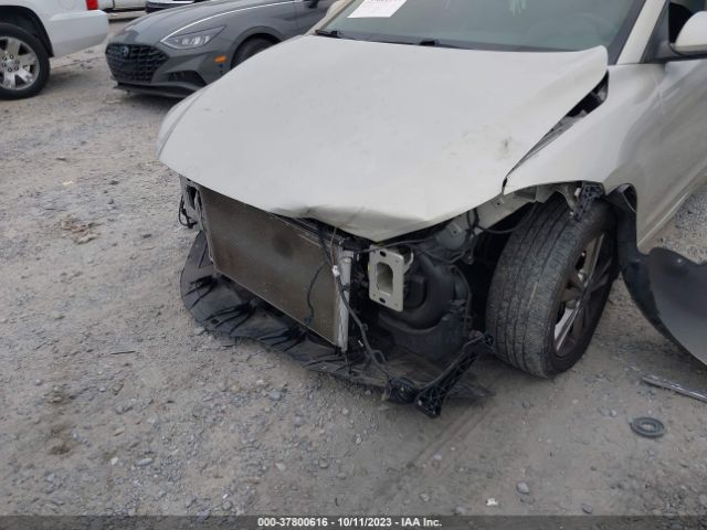 Photo 5 VIN: KMHD84LF8HU431140 - HYUNDAI ELANTRA 