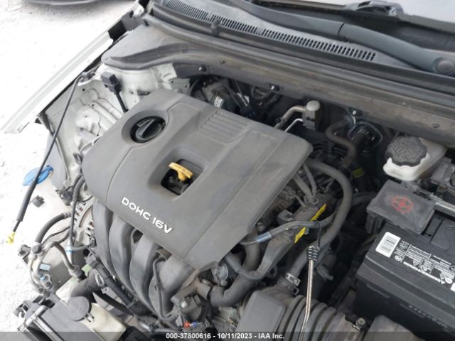 Photo 9 VIN: KMHD84LF8HU431140 - HYUNDAI ELANTRA 