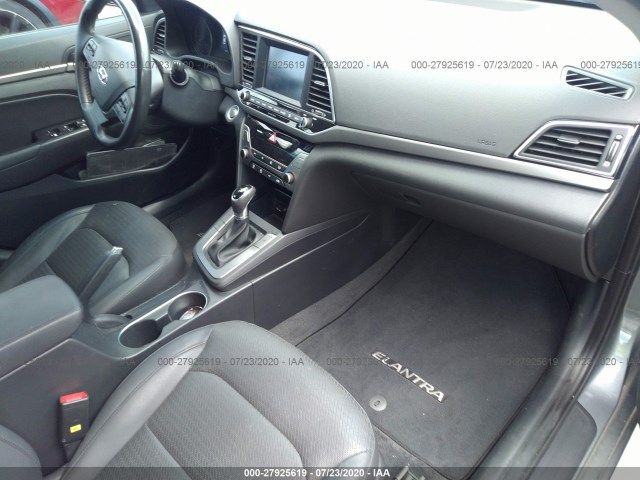 Photo 4 VIN: KMHD84LF8JU448865 - HYUNDAI ELANTRA 