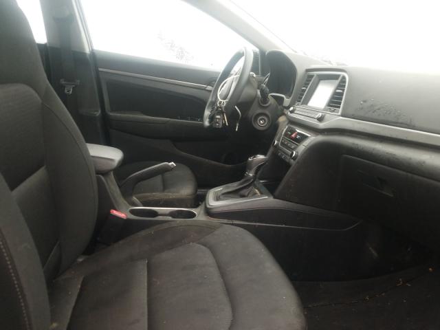 Photo 4 VIN: KMHD84LF8JU504206 - HYUNDAI ELANTRA SE 