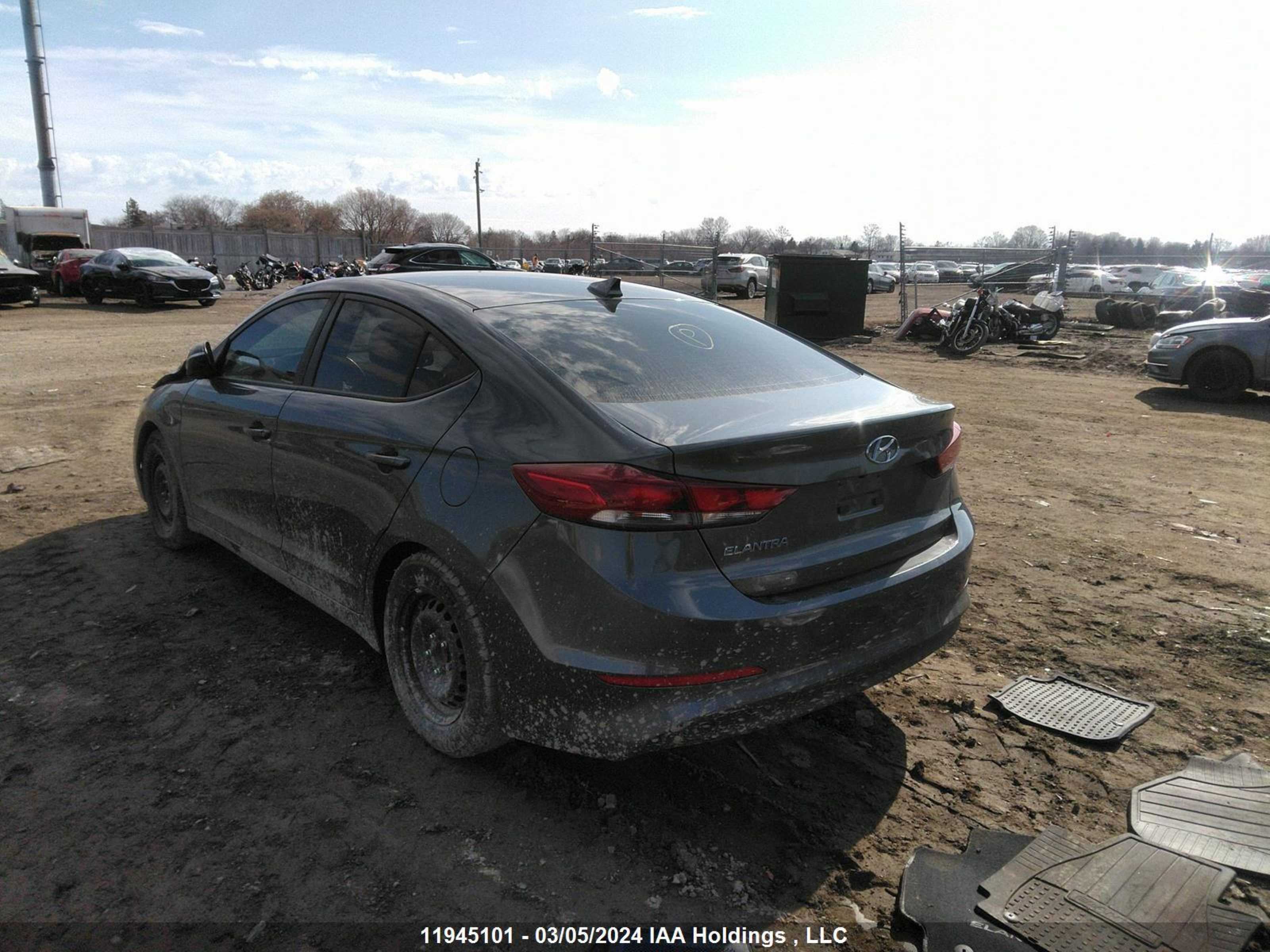 Photo 2 VIN: KMHD84LF8JU507543 - HYUNDAI ELANTRA 