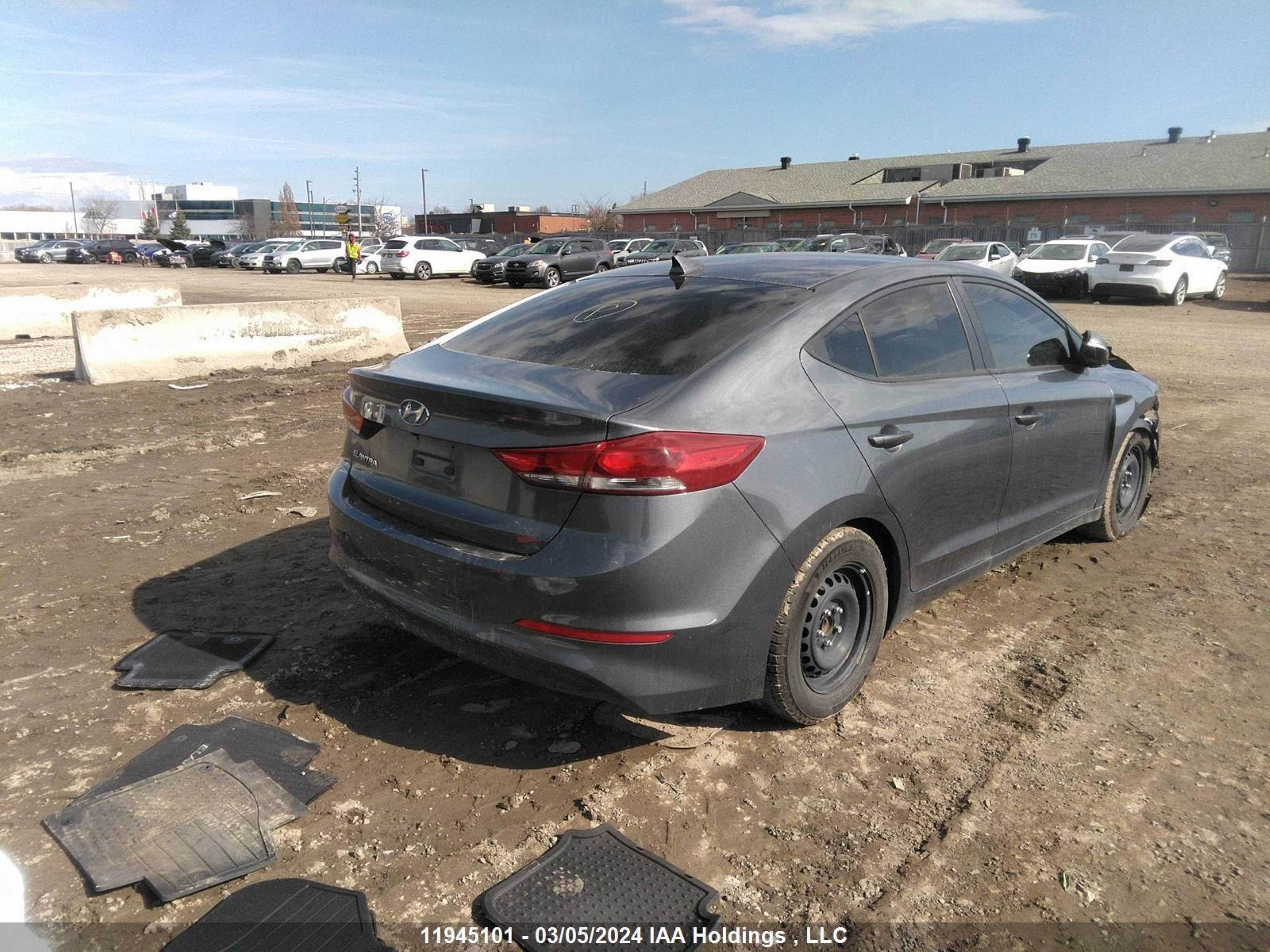 Photo 3 VIN: KMHD84LF8JU507543 - HYUNDAI ELANTRA 