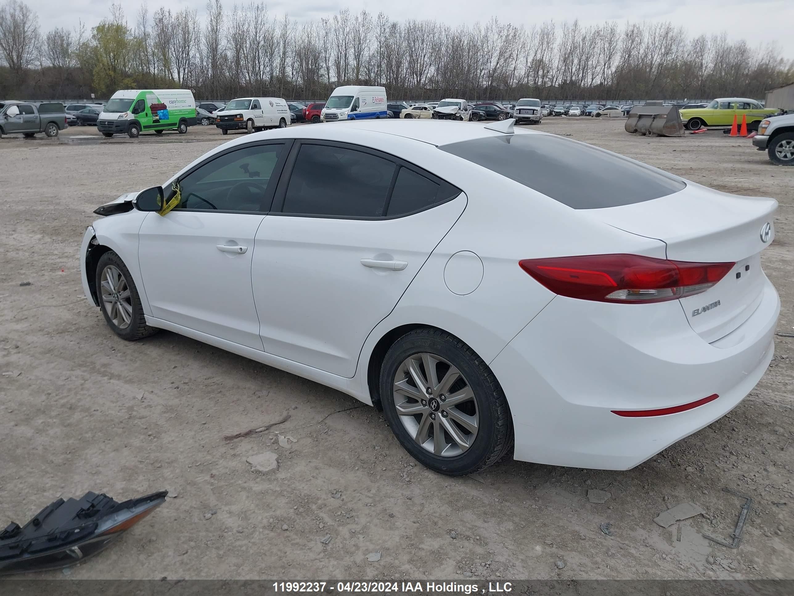 Photo 13 VIN: KMHD84LF8JU567144 - HYUNDAI ELANTRA 