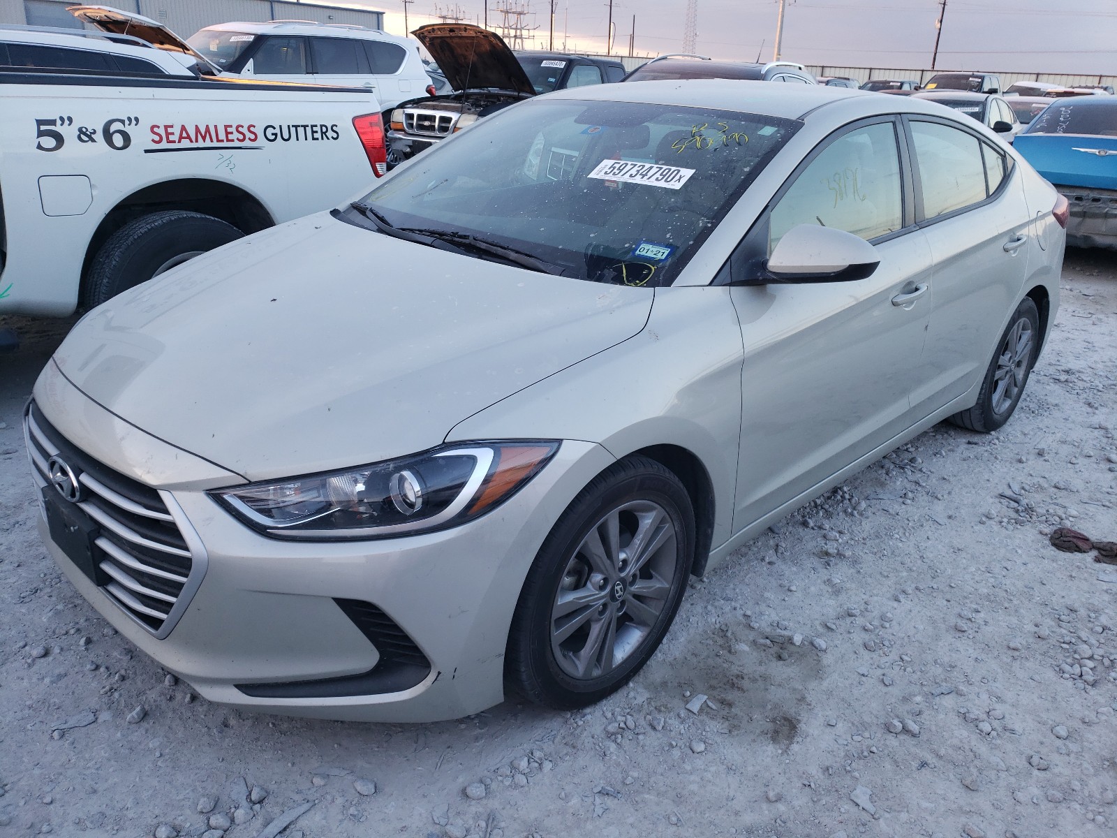 Photo 1 VIN: KMHD84LF8JU590990 - HYUNDAI ELANTRA 