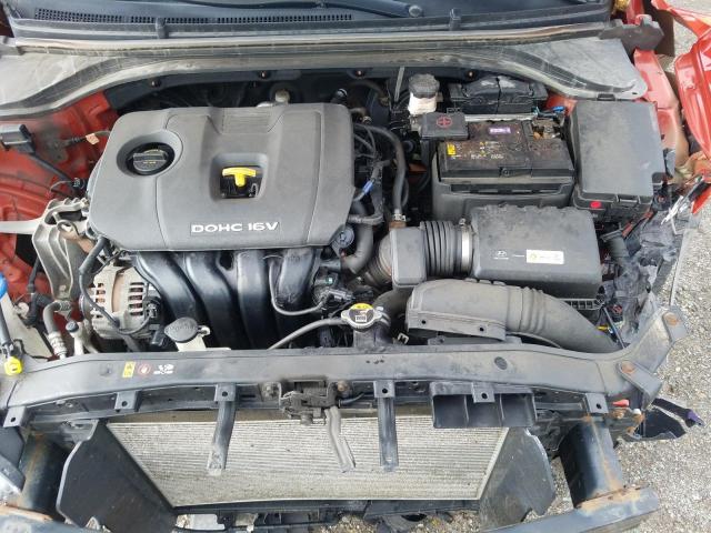 Photo 10 VIN: KMHD84LF8JU606489 - HYUNDAI ELANTRA SE 