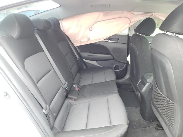 Photo 5 VIN: KMHD84LF8JU609568 - HYUNDAI ELANTRA SE 