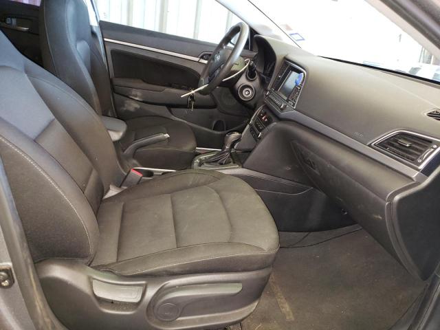 Photo 4 VIN: KMHD84LF8JU688126 - HYUNDAI ELANTRA SE 