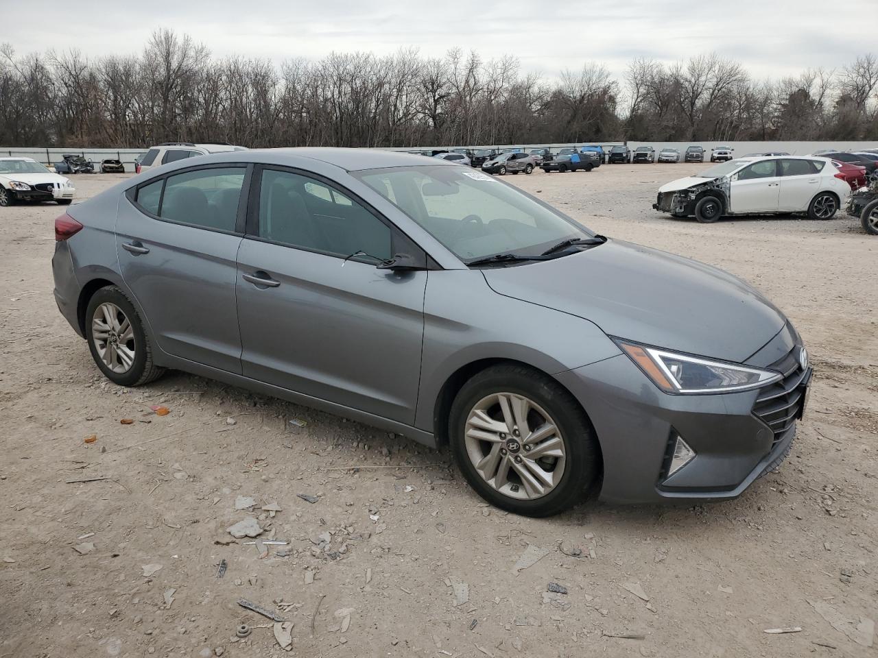 Photo 3 VIN: KMHD84LF8KU743479 - HYUNDAI ELANTRA 