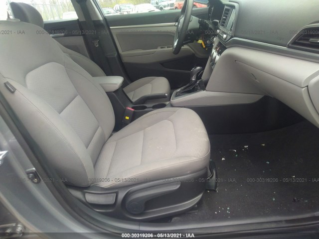 Photo 4 VIN: KMHD84LF8KU769984 - HYUNDAI ELANTRA 