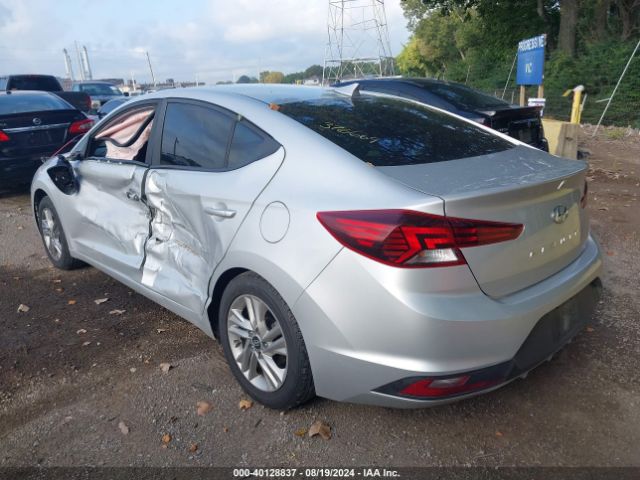 Photo 2 VIN: KMHD84LF8KU776933 - HYUNDAI ELANTRA 