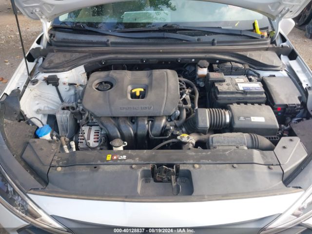 Photo 9 VIN: KMHD84LF8KU776933 - HYUNDAI ELANTRA 