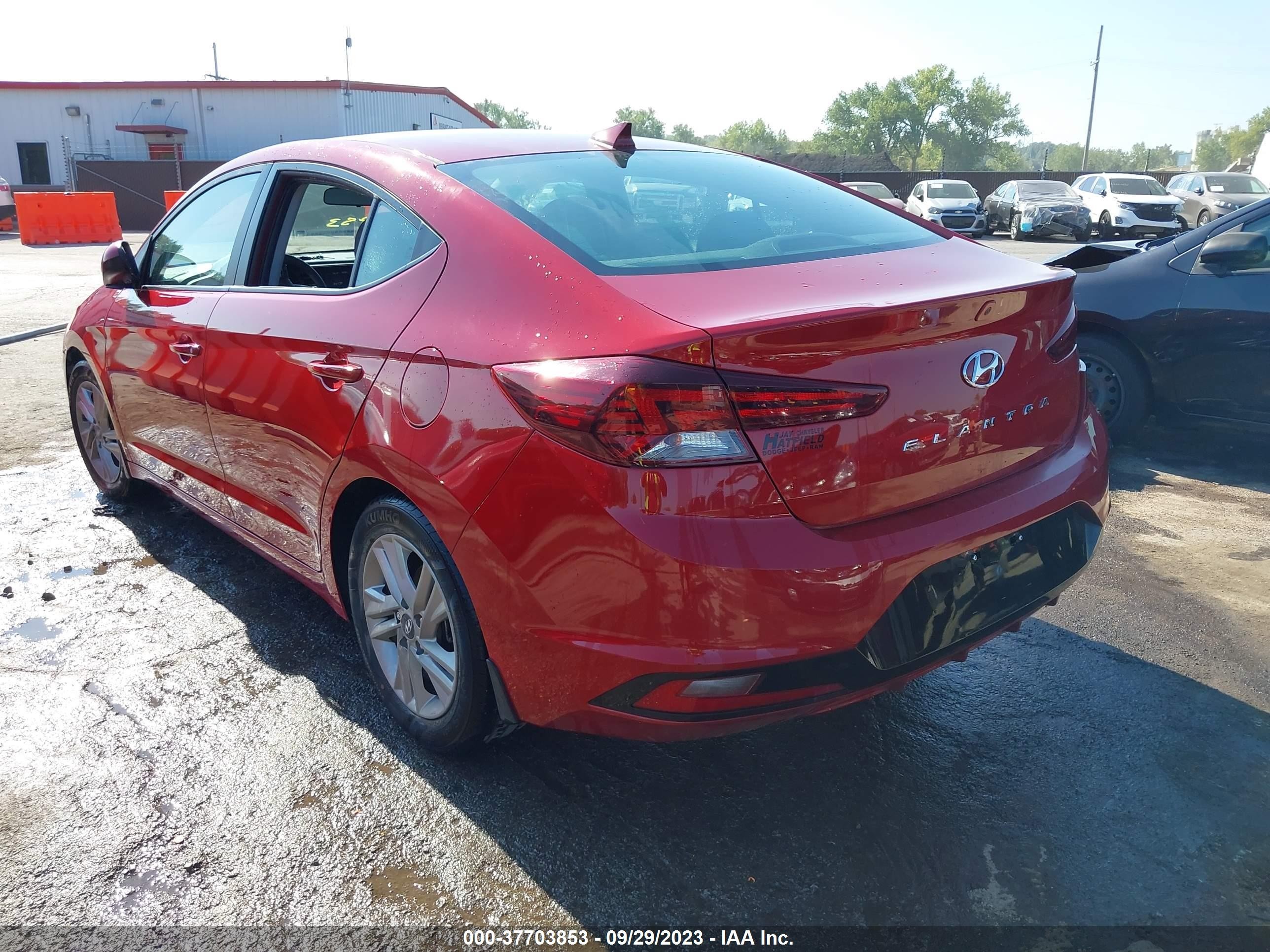 Photo 2 VIN: KMHD84LF8LU092453 - HYUNDAI ELANTRA 