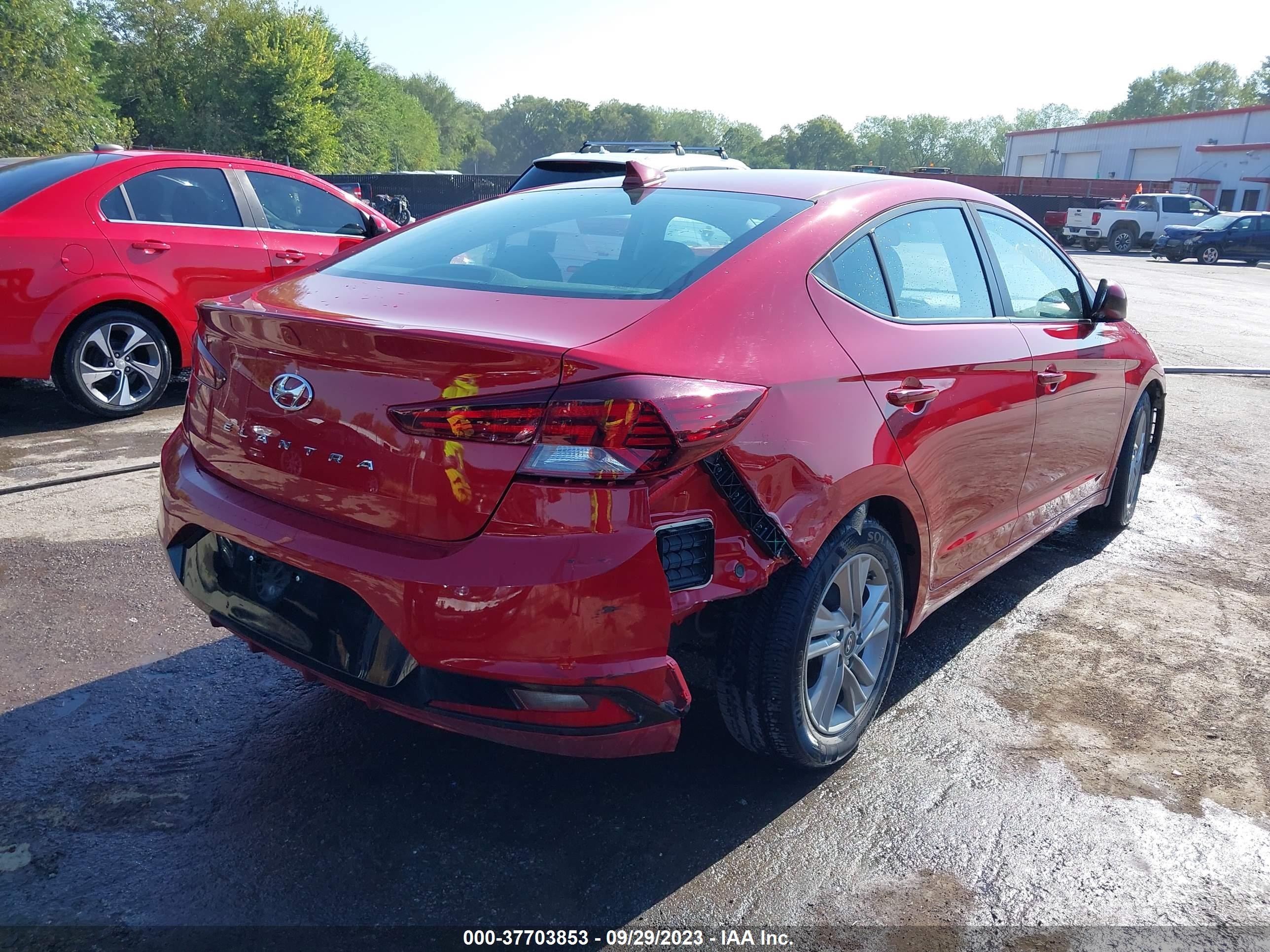 Photo 3 VIN: KMHD84LF8LU092453 - HYUNDAI ELANTRA 