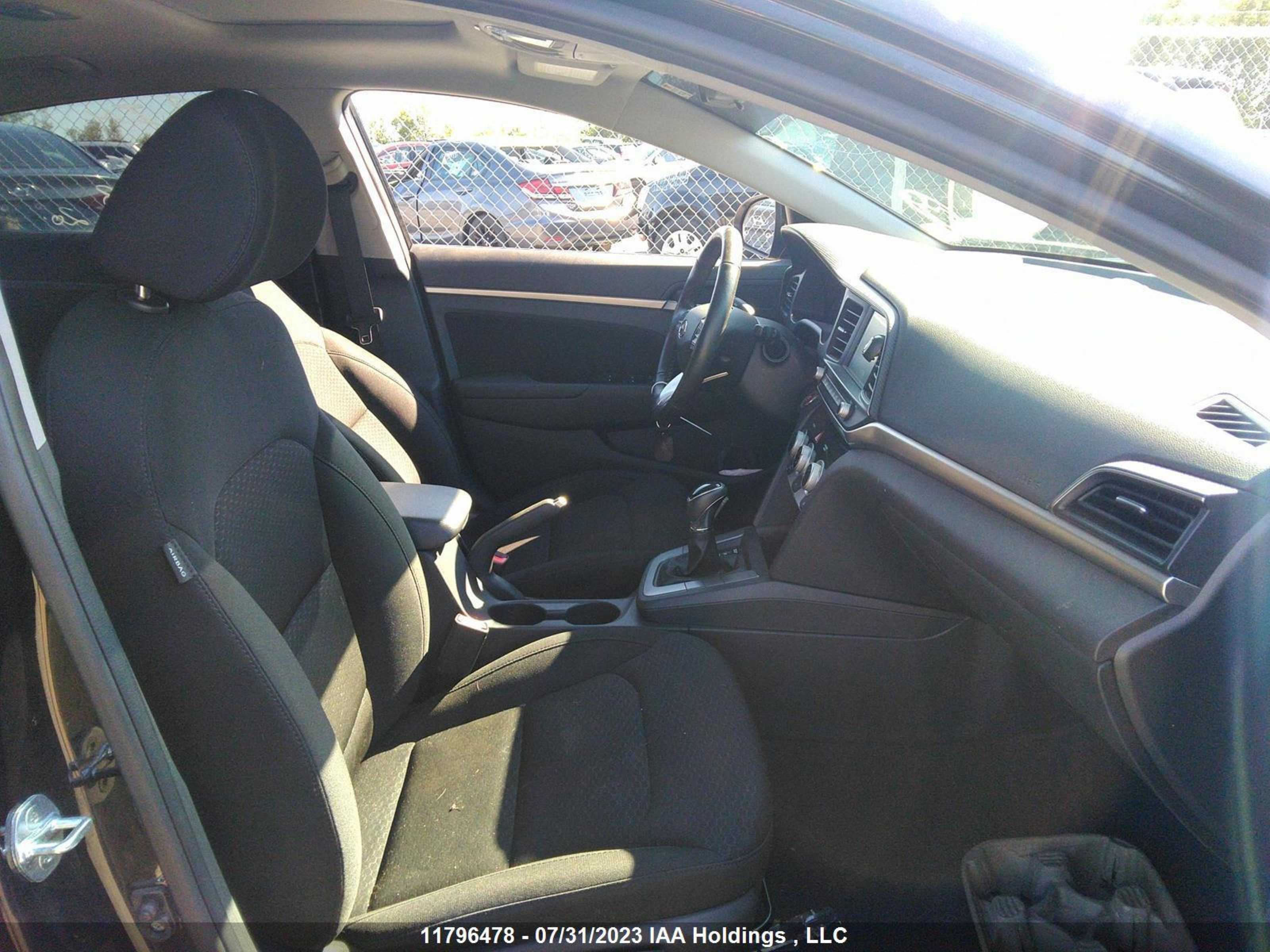 Photo 4 VIN: KMHD84LF8LU102060 - HYUNDAI ELANTRA 