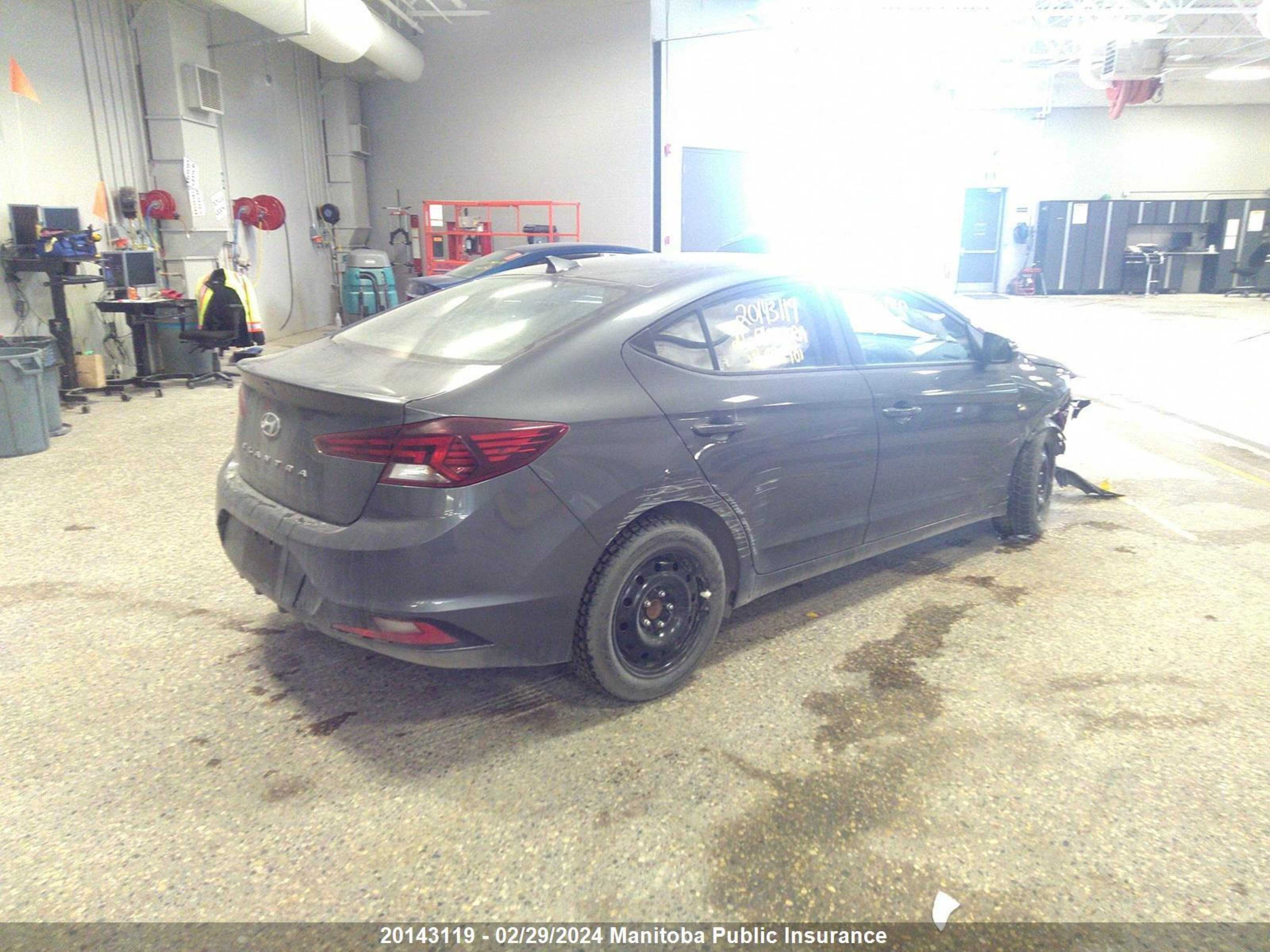 Photo 3 VIN: KMHD84LF8LU896901 - HYUNDAI ELANTRA 