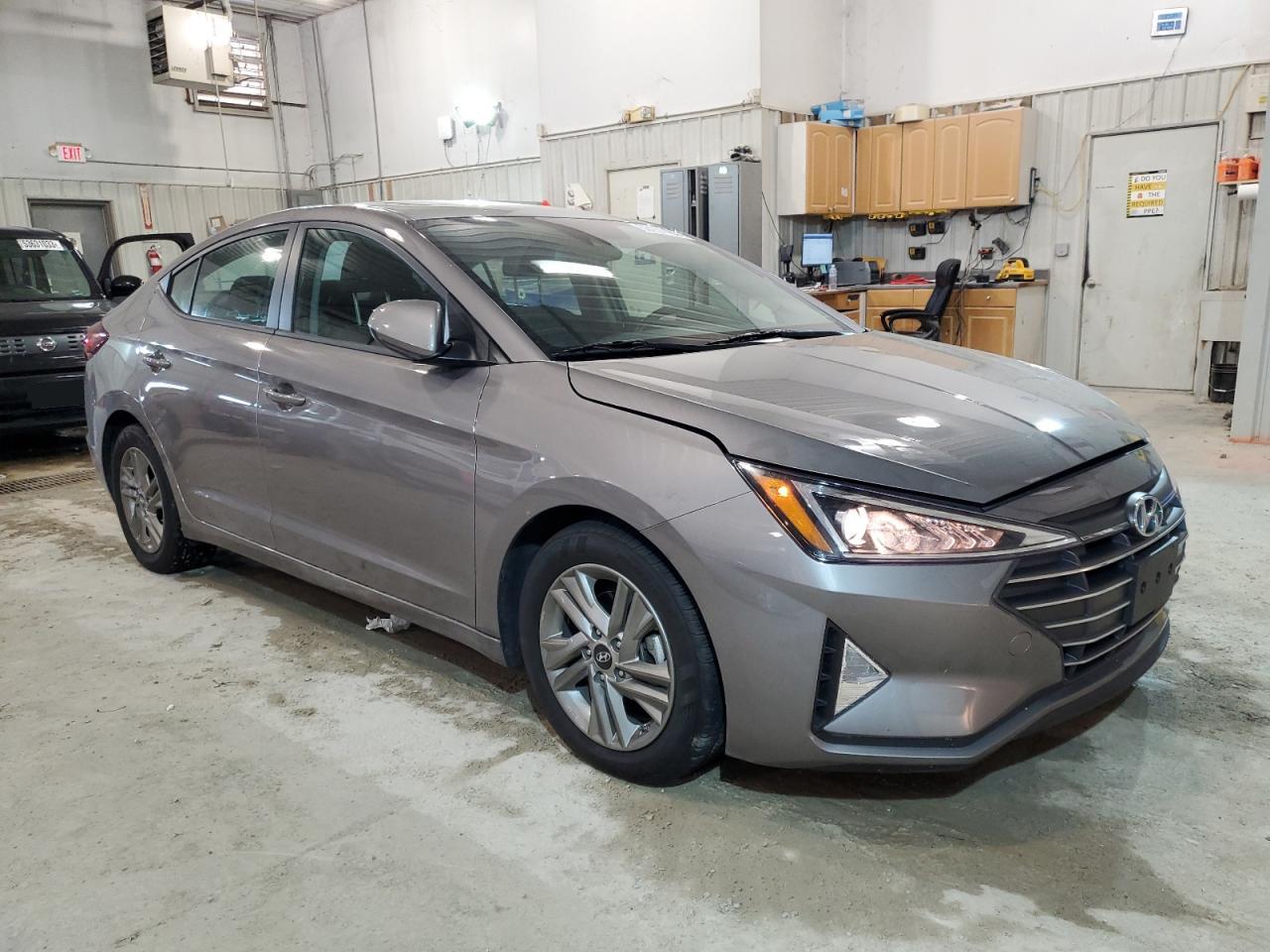 Photo 3 VIN: KMHD84LF8LU955882 - HYUNDAI ELANTRA 