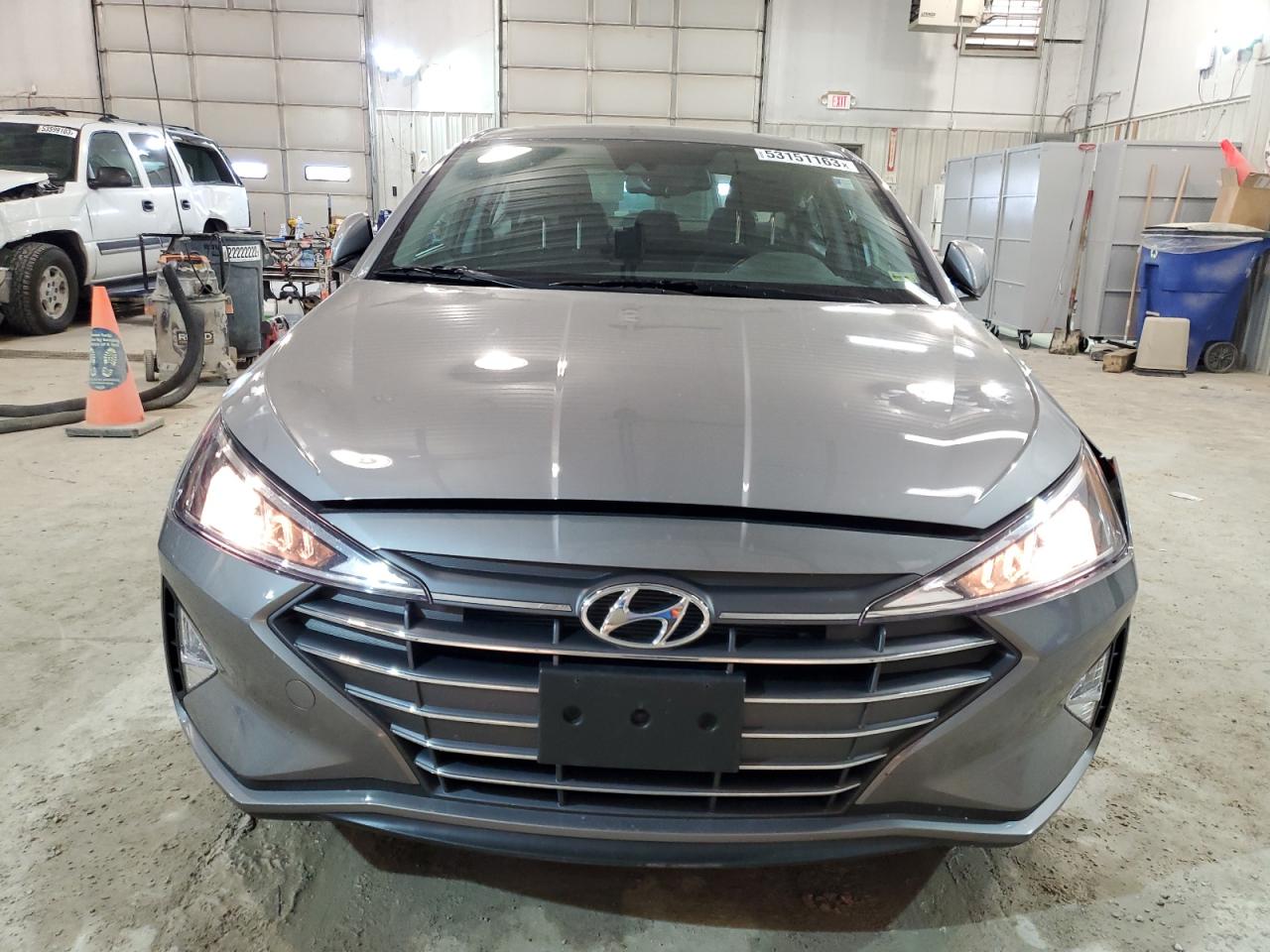 Photo 4 VIN: KMHD84LF8LU955882 - HYUNDAI ELANTRA 