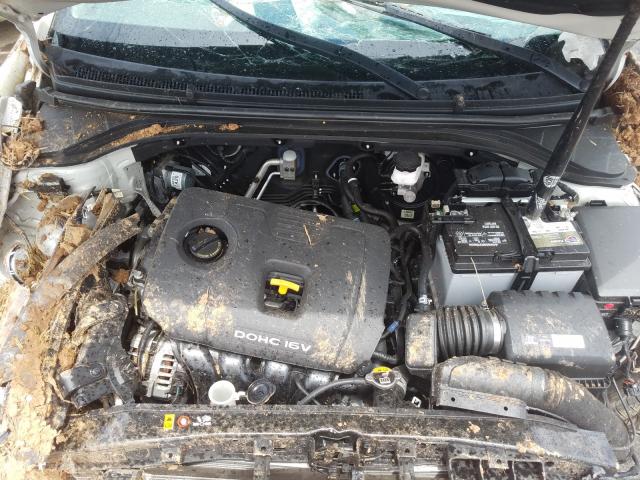 Photo 6 VIN: KMHD84LF9HU064569 - HYUNDAI ELANTRA SE 