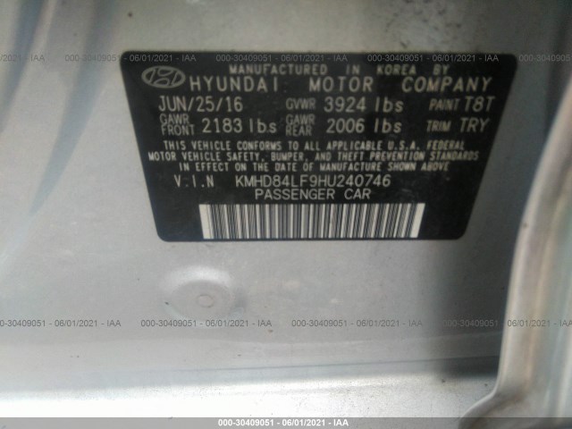 Photo 8 VIN: KMHD84LF9HU240746 - HYUNDAI ELANTRA 