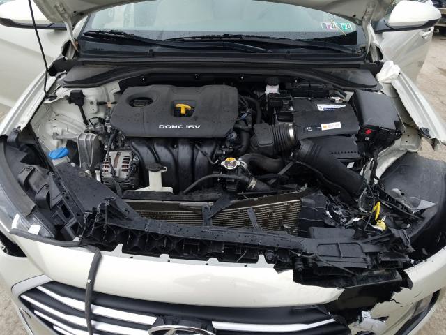 Photo 6 VIN: KMHD84LF9HU243842 - HYUNDAI ELANTRA SE 