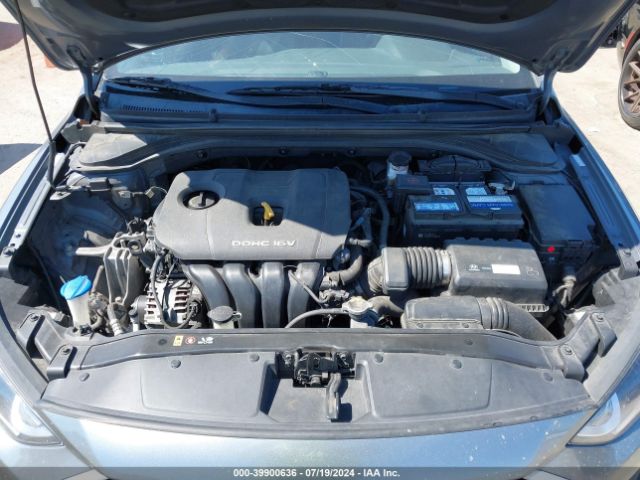 Photo 9 VIN: KMHD84LF9HU244683 - HYUNDAI ELANTRA 