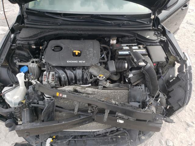 Photo 6 VIN: KMHD84LF9HU279160 - HYUNDAI ELANTRA SE 