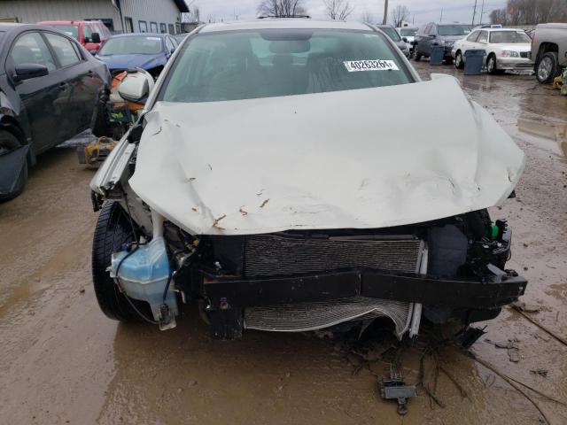 Photo 4 VIN: KMHD84LF9HU337218 - HYUNDAI ELANTRA 